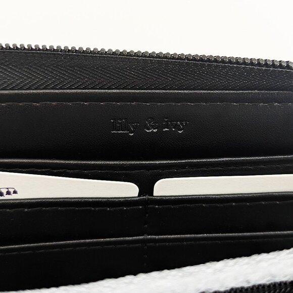 LILY & IVY  Black Zip Around Wallet Wristlet - Picture 13 of 13